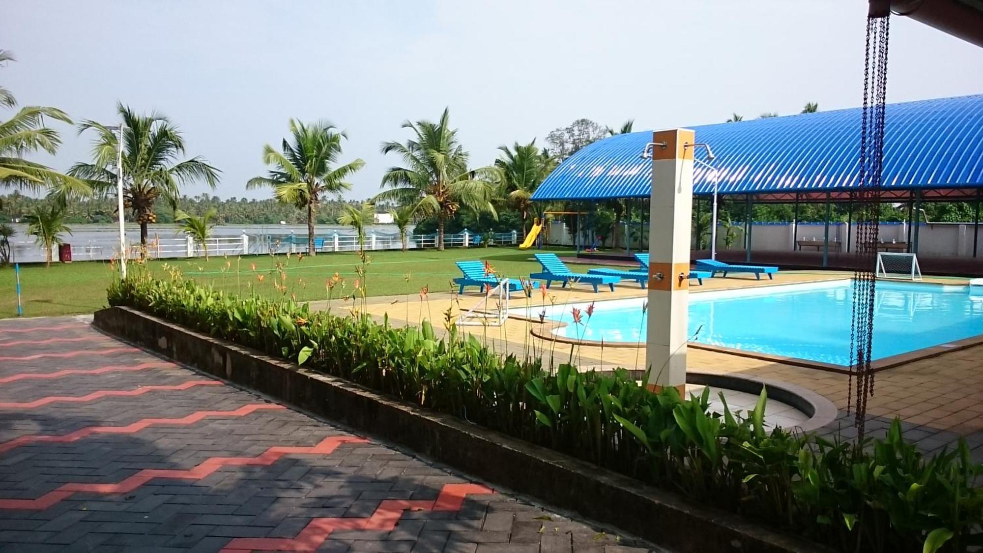 Blue Waters Cherai Cherai Beach Buitenkant foto